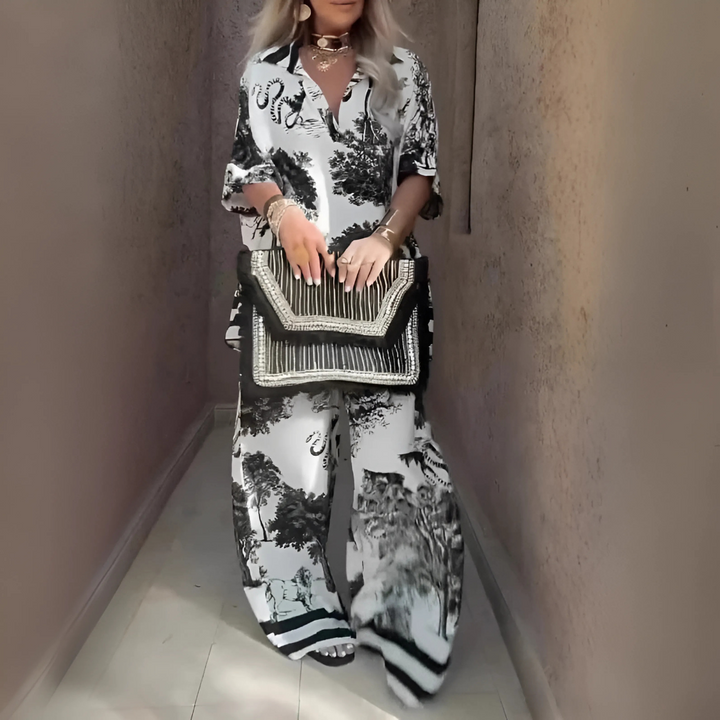 IRISSA – RELAXED TWO-PIECE SET WITH V-NECK TOP