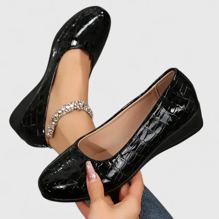 AURENELLEA – ORTHOPEDIC SHOES