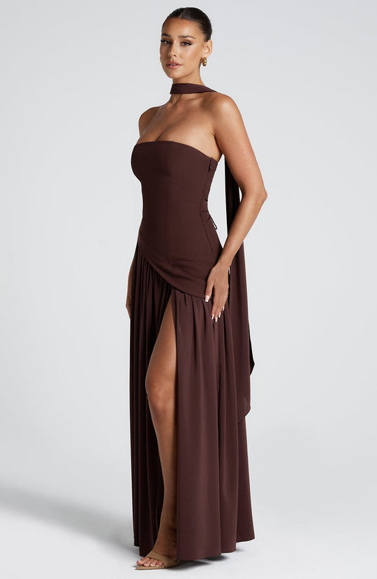 AURORA – RADIANT STRAPLESS EVENING GOWN