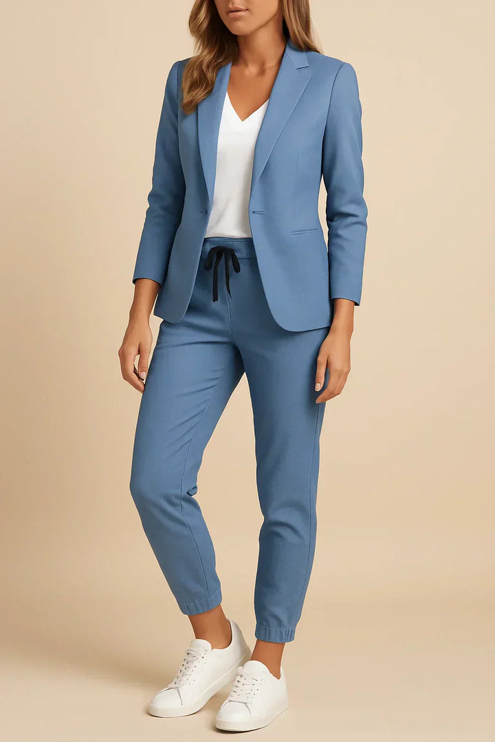 CAELINA – ELEGANT WOMEN'S SUIT