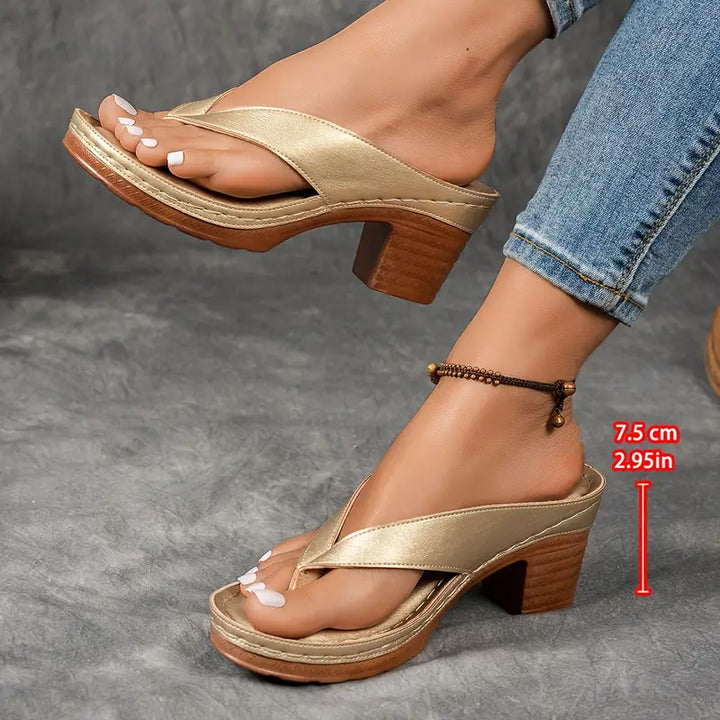 SERENELLE – ULTRA COMFORTABLE SANDALS WITH A CHUNKY HEEL