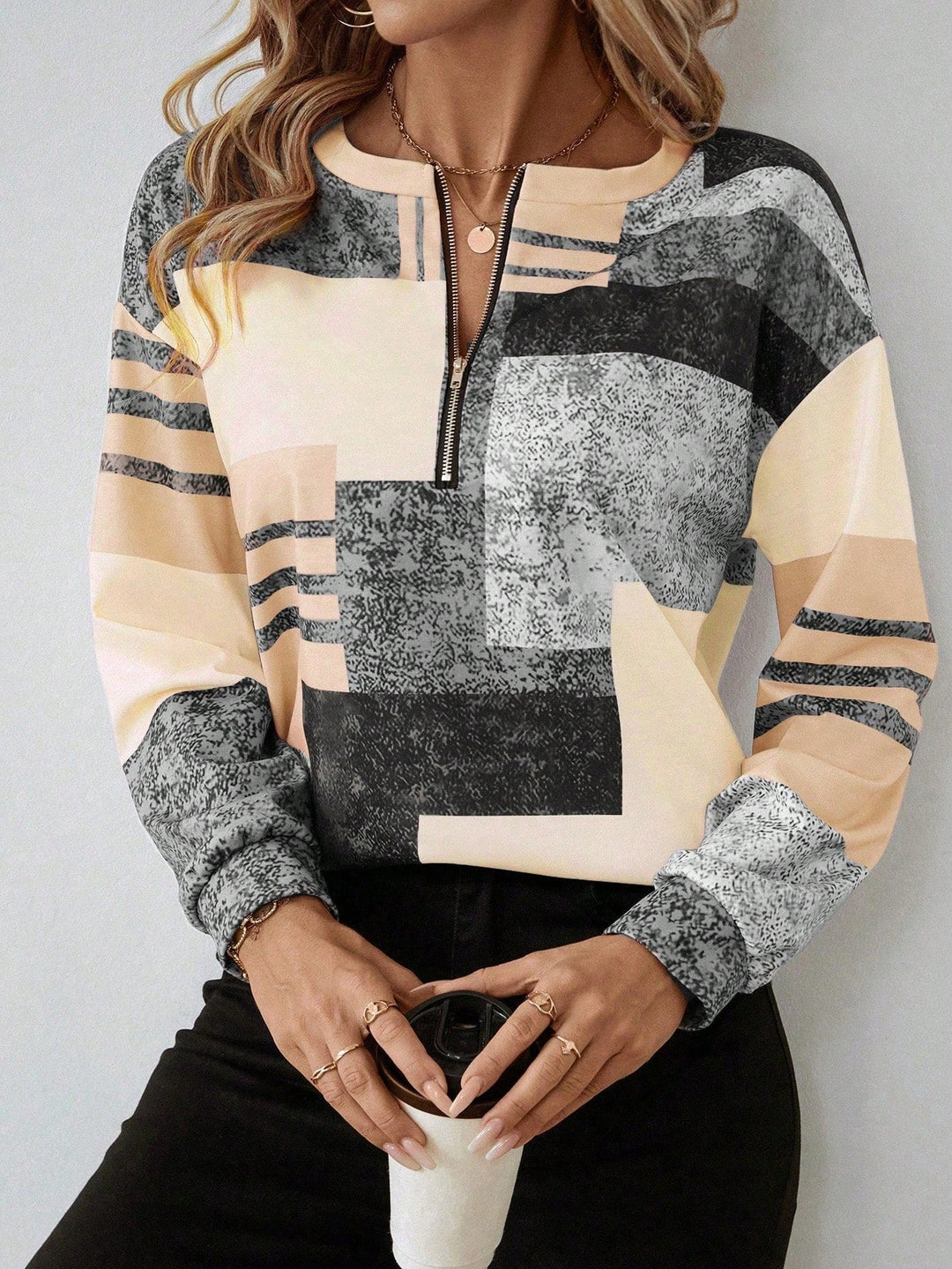 EVELYSSIA – CHIC VINTAGE SWEATSHIRT