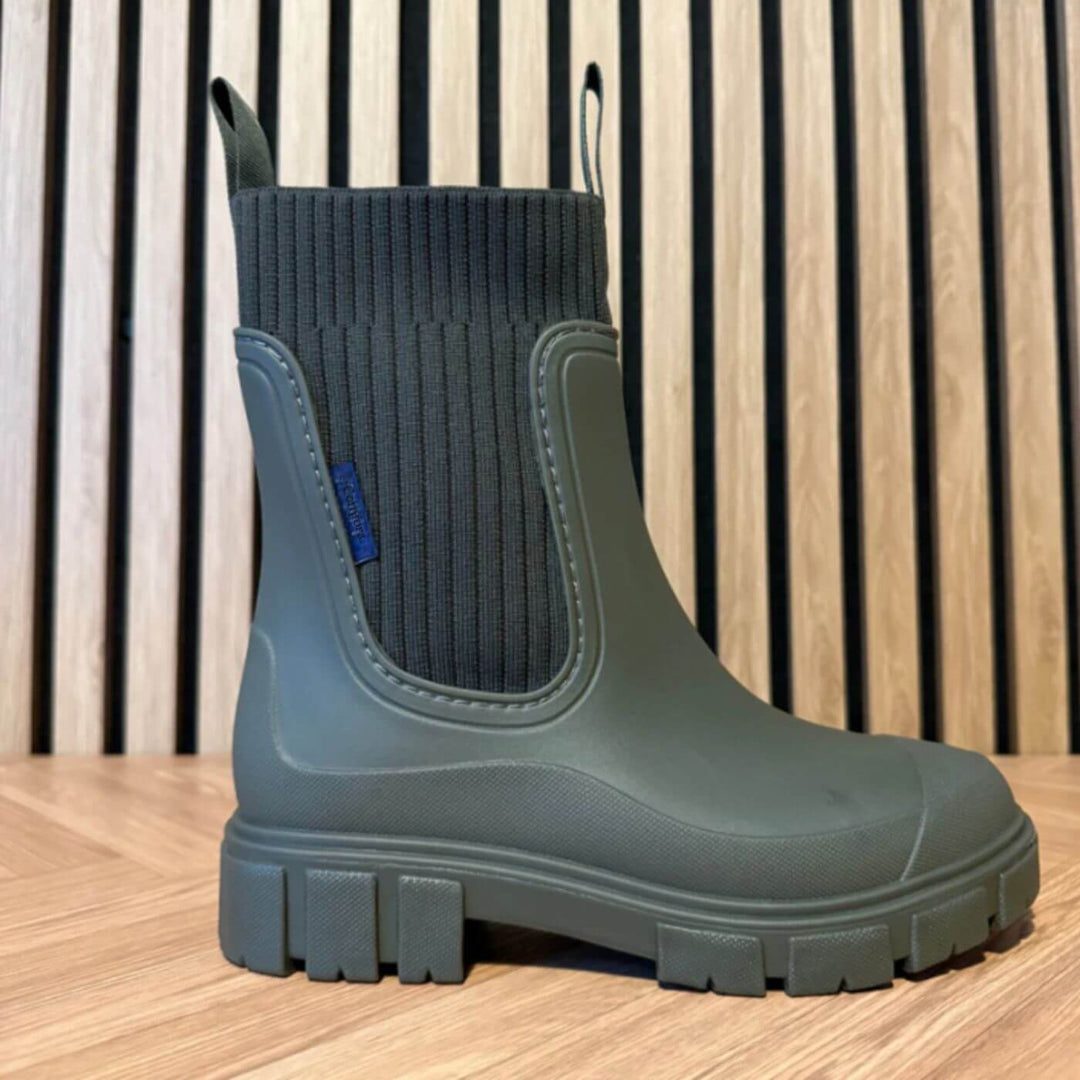 KAELIRYN – WATERPROOF NON-SLIP BOOTS FOR RAINY DAY STYLE