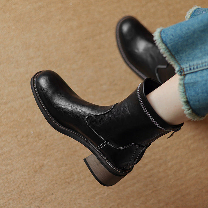CLASSIC ANKLE BOOTS
