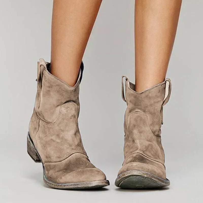 Quinley | Vintage Western Ankle Boots
