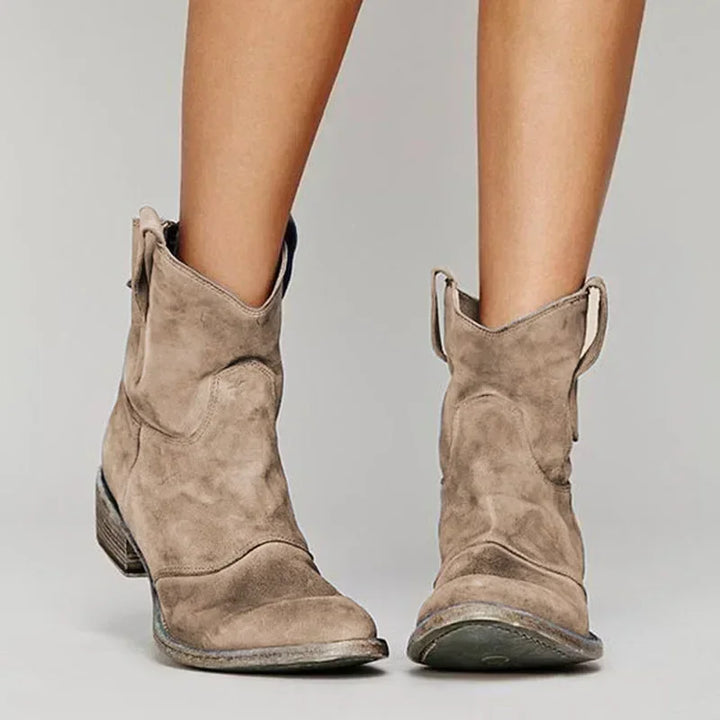 Quinley | Vintage Western Ankle Boots