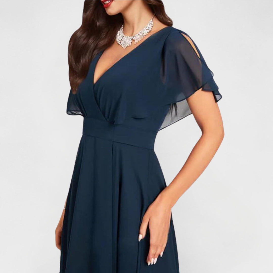 SERELAVYN – FLOWING V-NECK MAXI DRESS