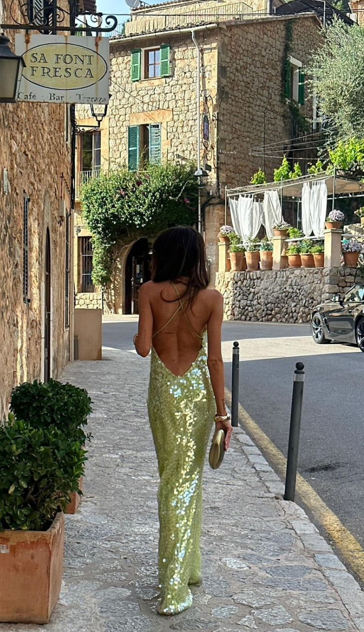 Kassandra - Backless Sequin Dress