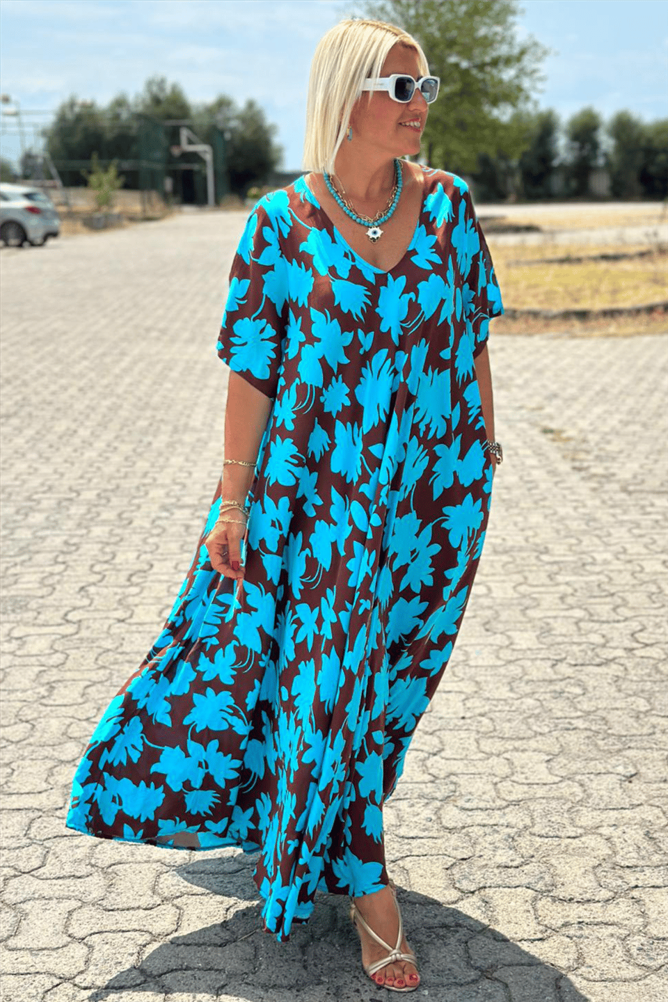 ROMARA – ELEGANT DRESS WITH TUMMY COVERAGE