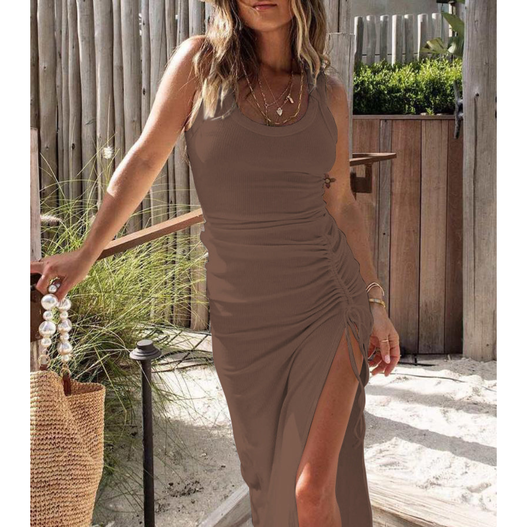 LYARA – CHIC RIBBED DRESS