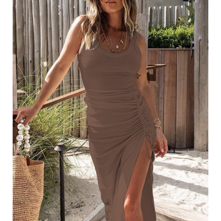 LYARA – CHIC RIBBED DRESS