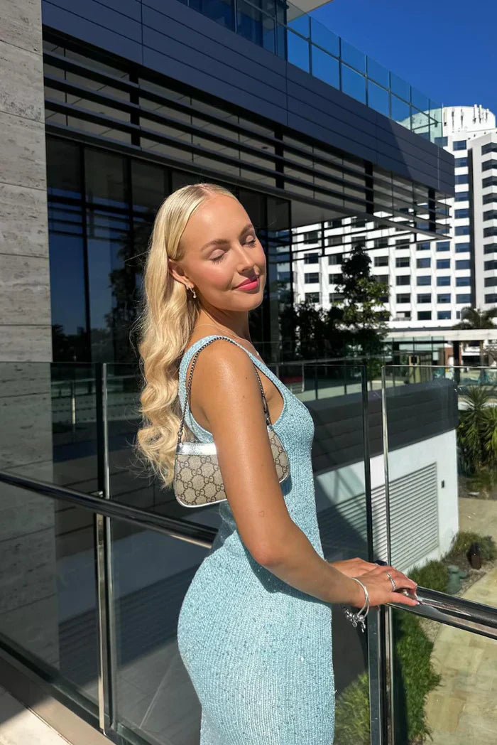 Lois - Chic Sleeveless Maxi Dress