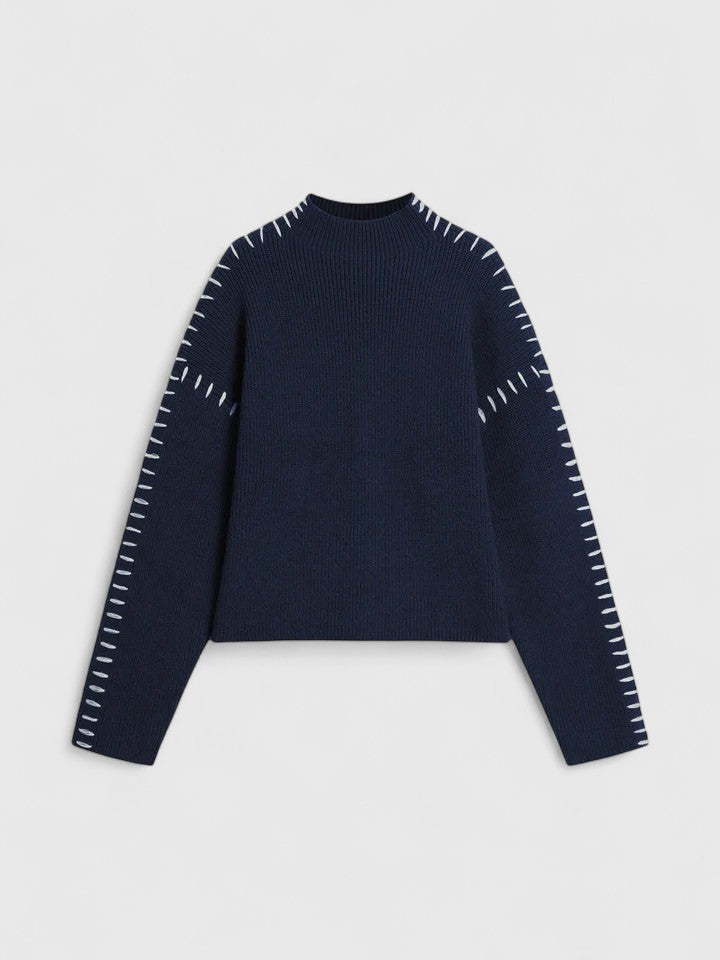 VESARIANNA – COMFORTABLE SWEATER