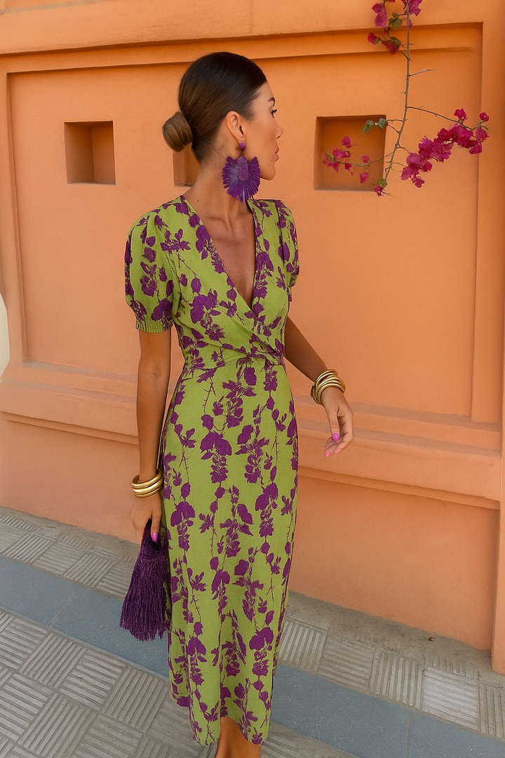 Lynor - Chic Floral Dress