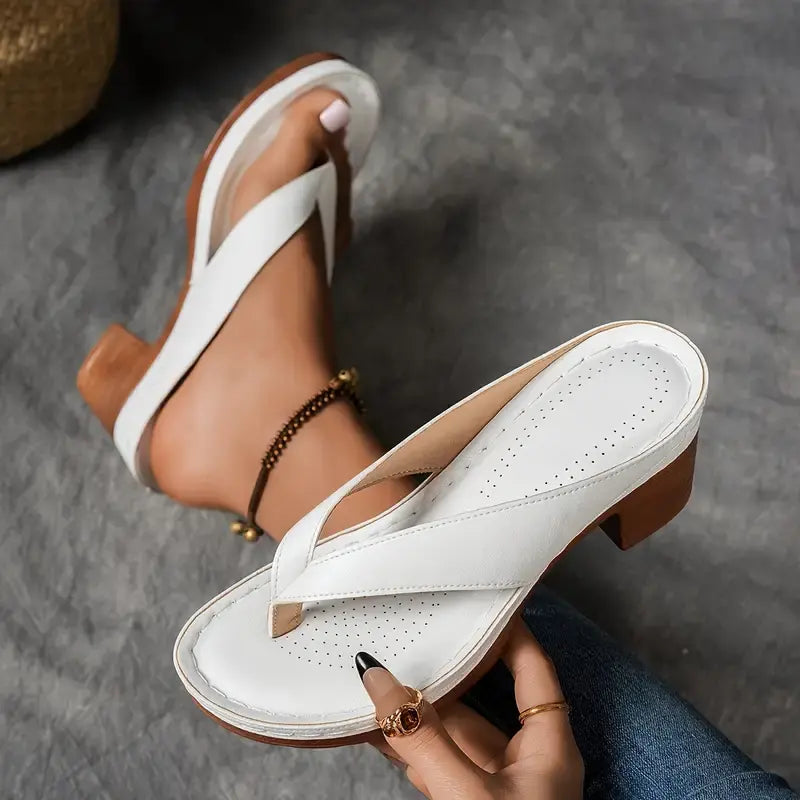 SERENELLE – ULTRA COMFORTABLE SANDALS WITH A CHUNKY HEEL