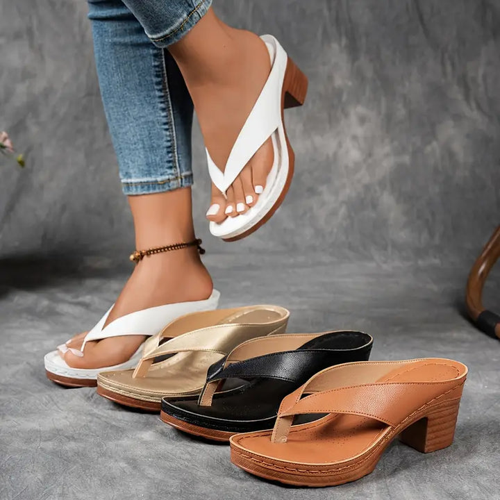 SERENELLE – ULTRA COMFORTABLE SANDALS WITH A CHUNKY HEEL
