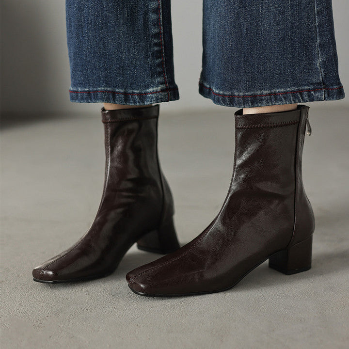 MINIMALIST BLOCK-HEEL ANKLE BOOTS