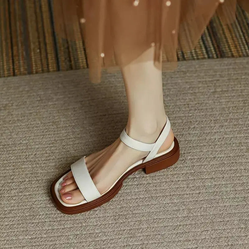 YLINA – ELEGANT LEATHER SANDALS