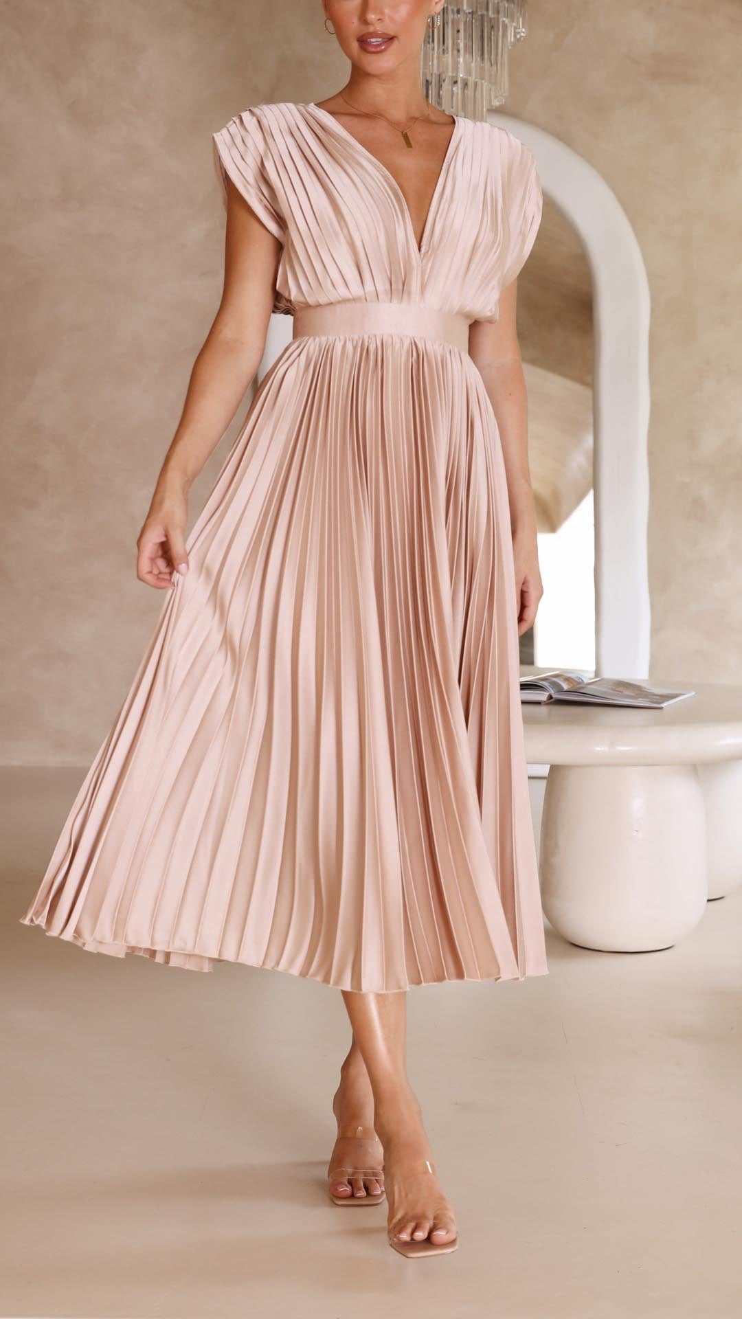 LYSIVELLE – PLEATED MAXI DRESS