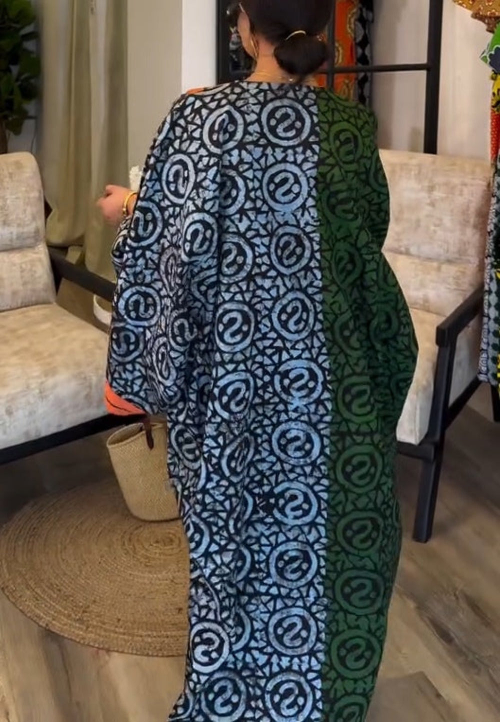 RENATA – CHIC COLOR PANEL DRESS