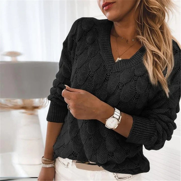 NOEMIER – V-NECK PULLOVER