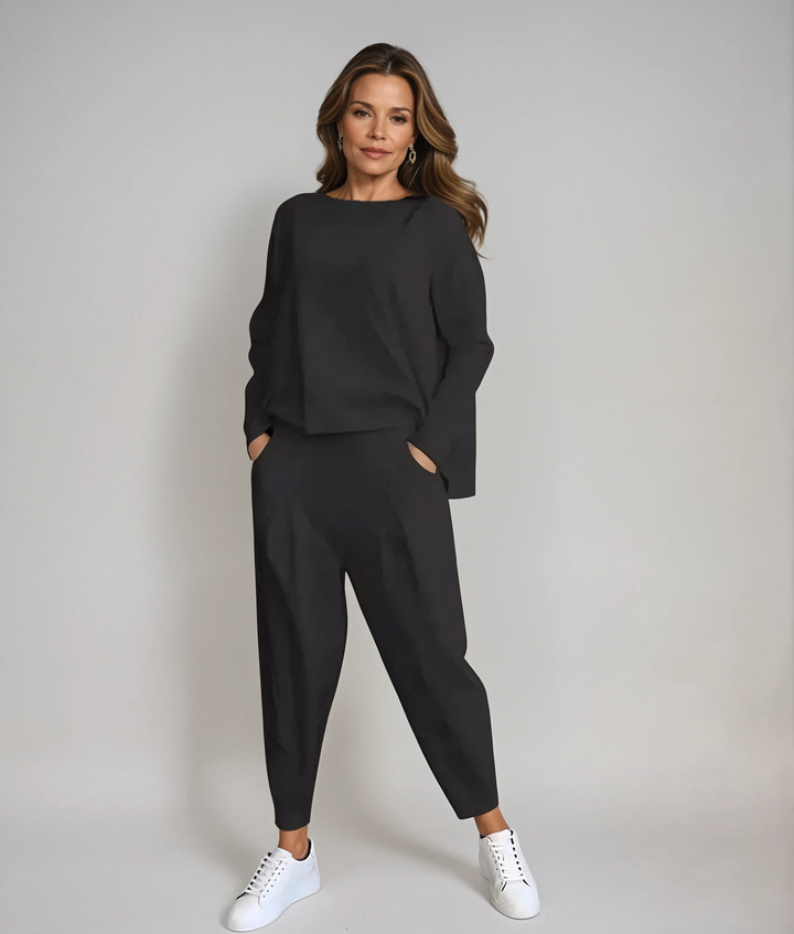 MAELYS – COMFORTABLE TWO-PIECE COTTON SET