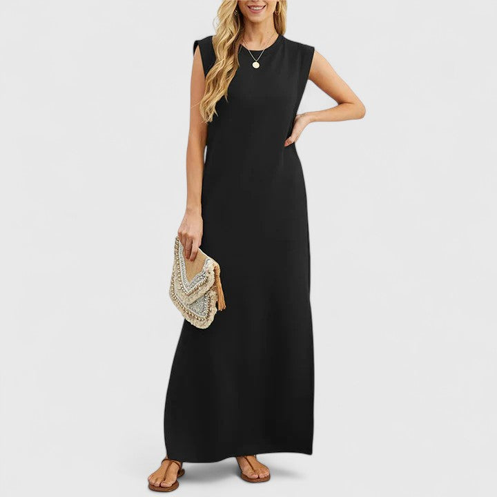 LUNA – ELEGANT MAXI DRESS